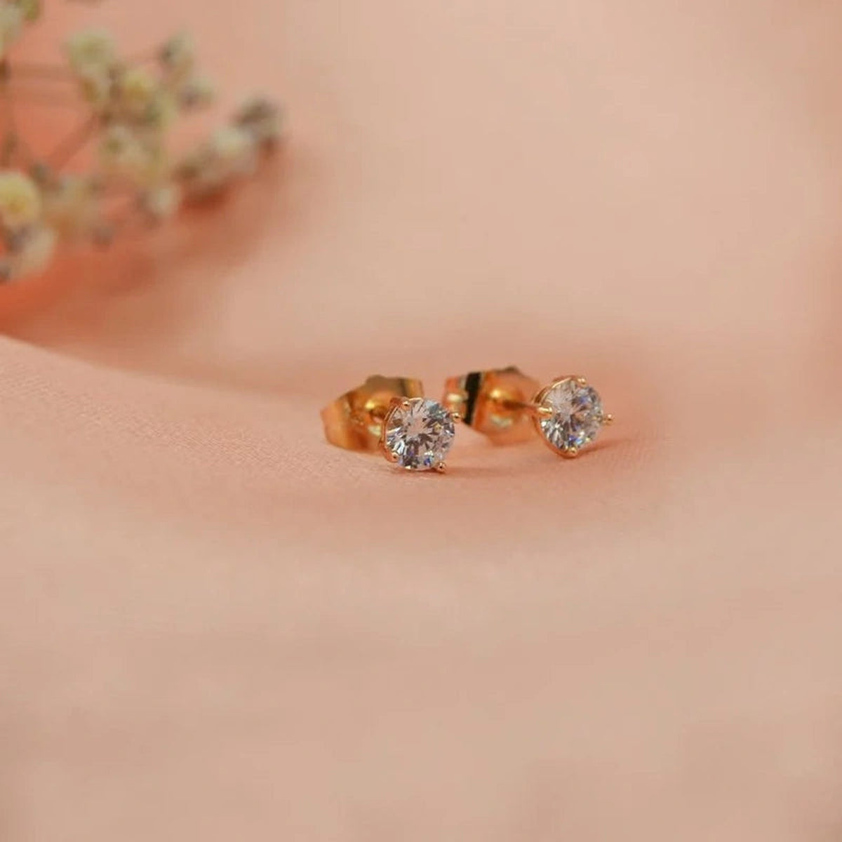 Zircon Solitaire Stud Earrings, 2-7mm, Gold or Silver, Pair