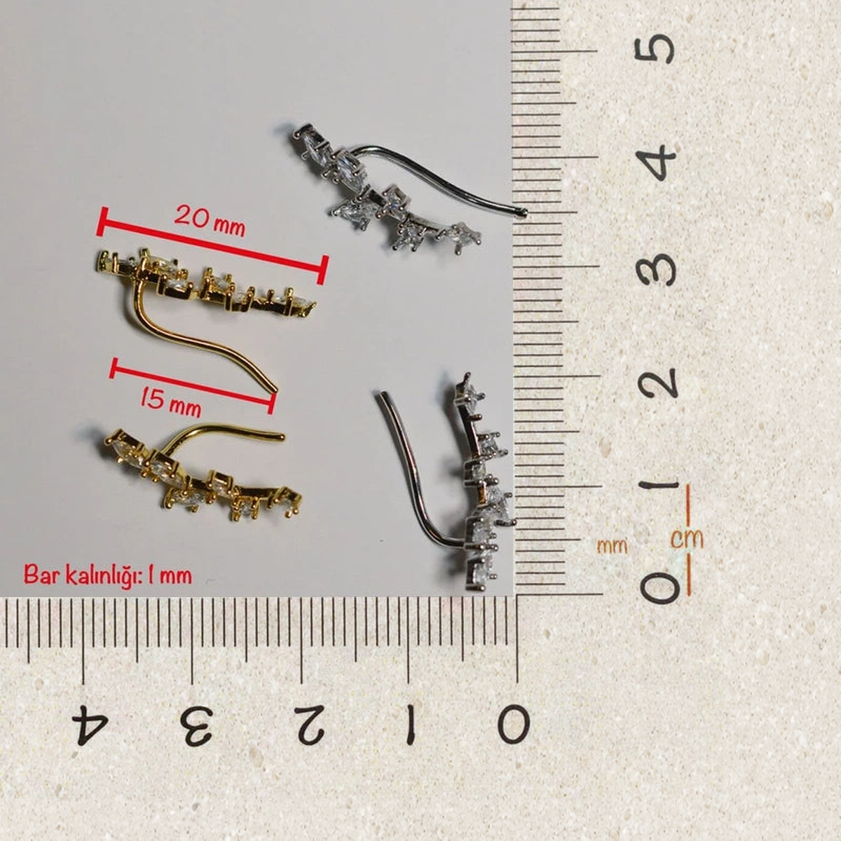 Branch Ear Cuff for Cartilage in Gold or Silver, Single
