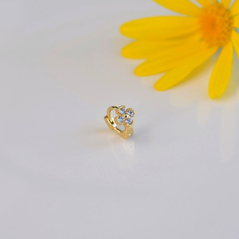 Dainty Flower Cartilage Earring for Helix & Tragus in Gold or Silver, Single