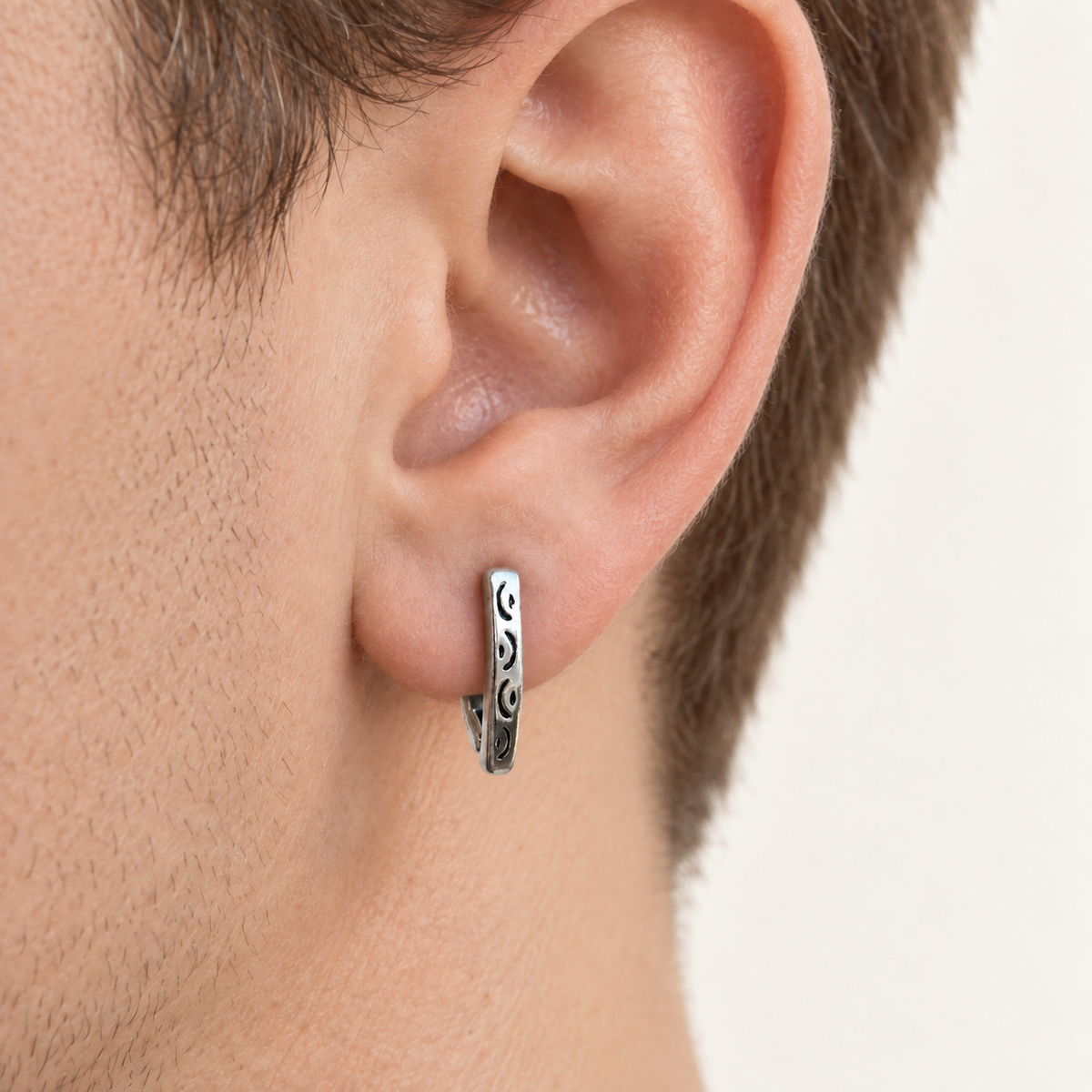 V Shape Men's Huggie Hoop Earring, Vintage Style, Single