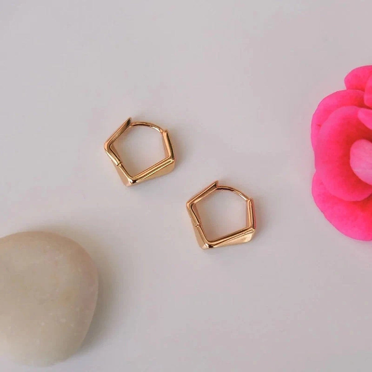 Asymmetric Square Stud Earring in Gold or Silver, Pair – Toku LONDON
