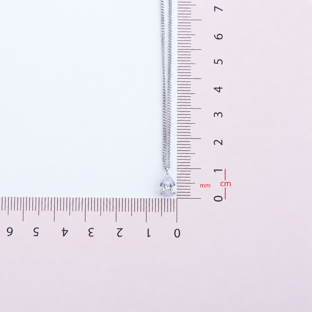 Solitaire pendant measurement guide