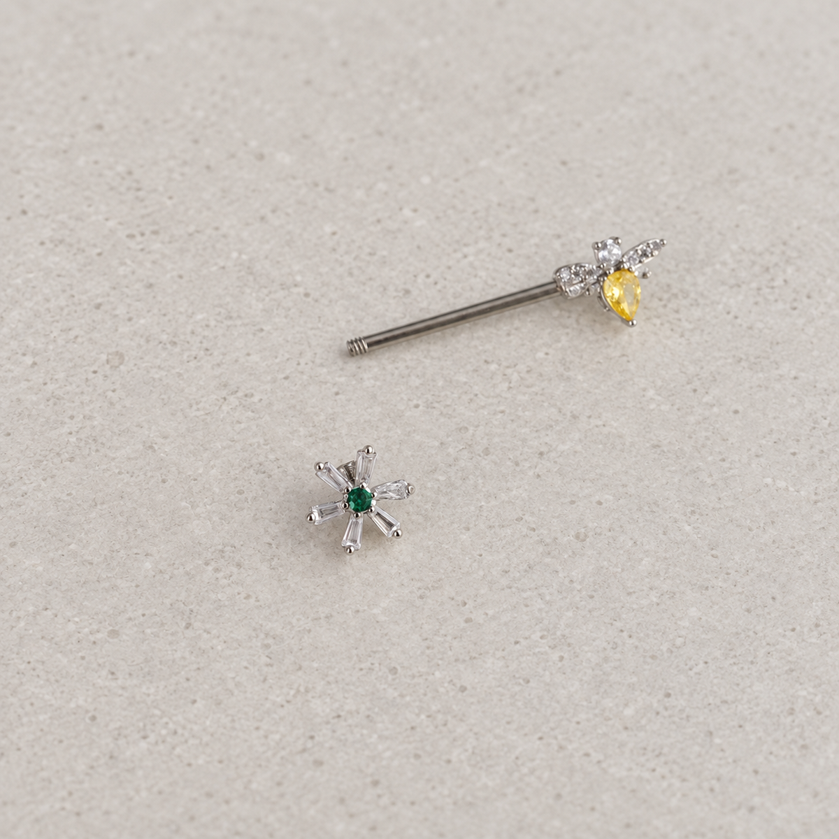 Flower and Bee Nipple Barbell, 1.4mm x 15mm, Silver, Single