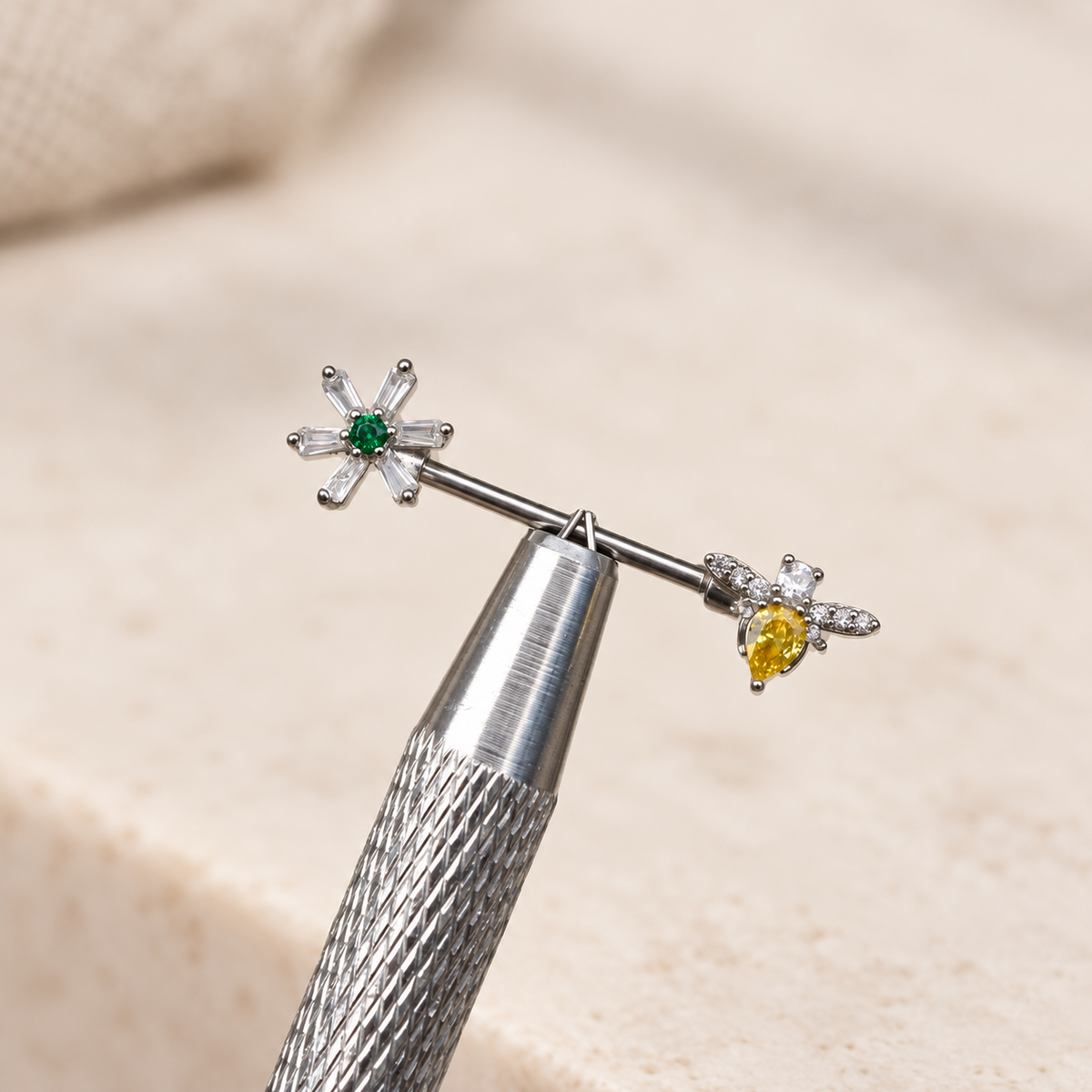 Flower or Bee Nipple Barbell, 1.4mm x 15mm, Silver, Single