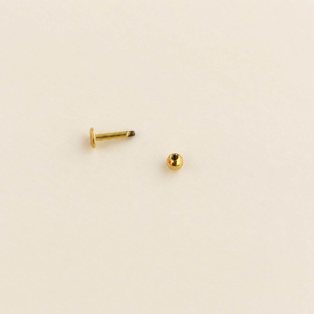Flat Back Labret, 16G, 6mm, 8mm & 10mm, Gold, Silver, Black or Hologram, Single