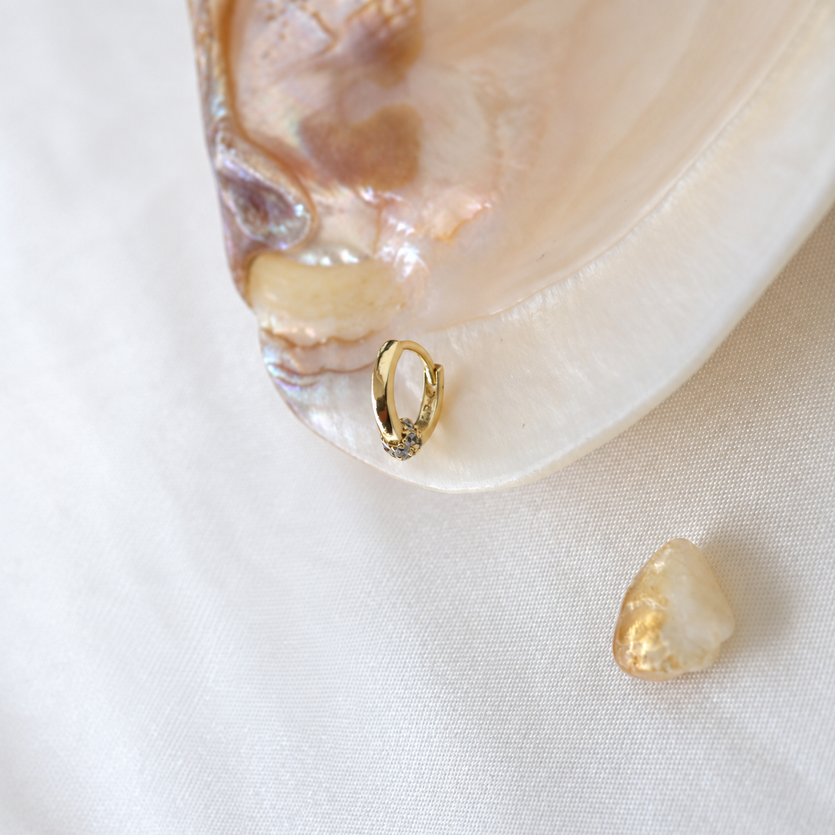 Zircon Hoop Ring, 8mm, Gold or Silver, Single