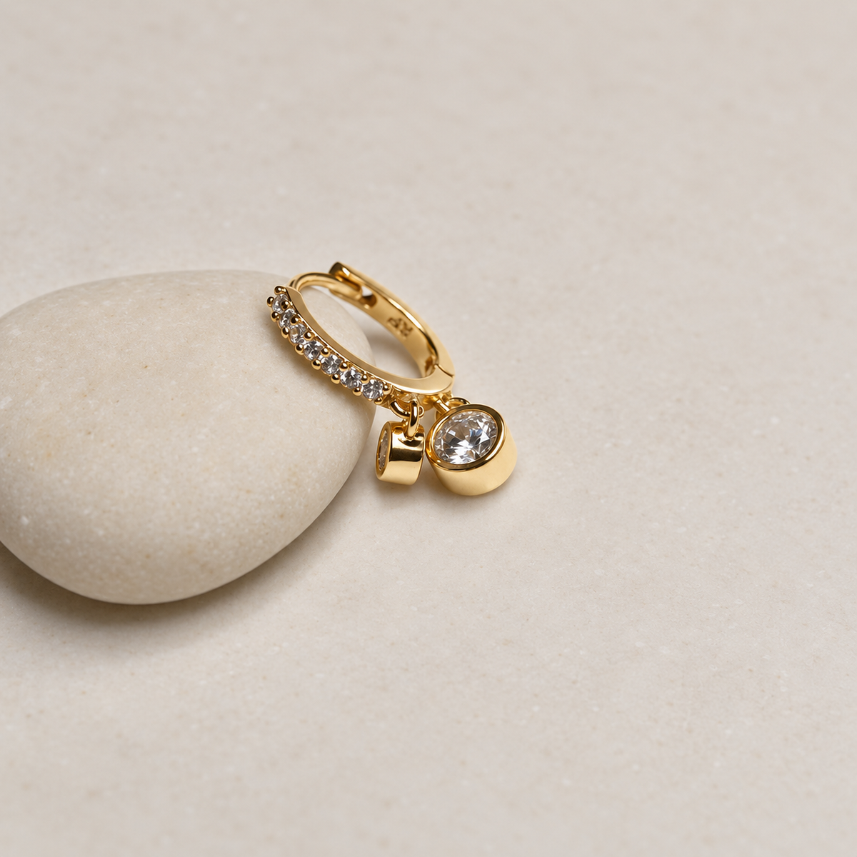 Solitaire Cartilage Hoop Earring for Helix & Tragus, Single