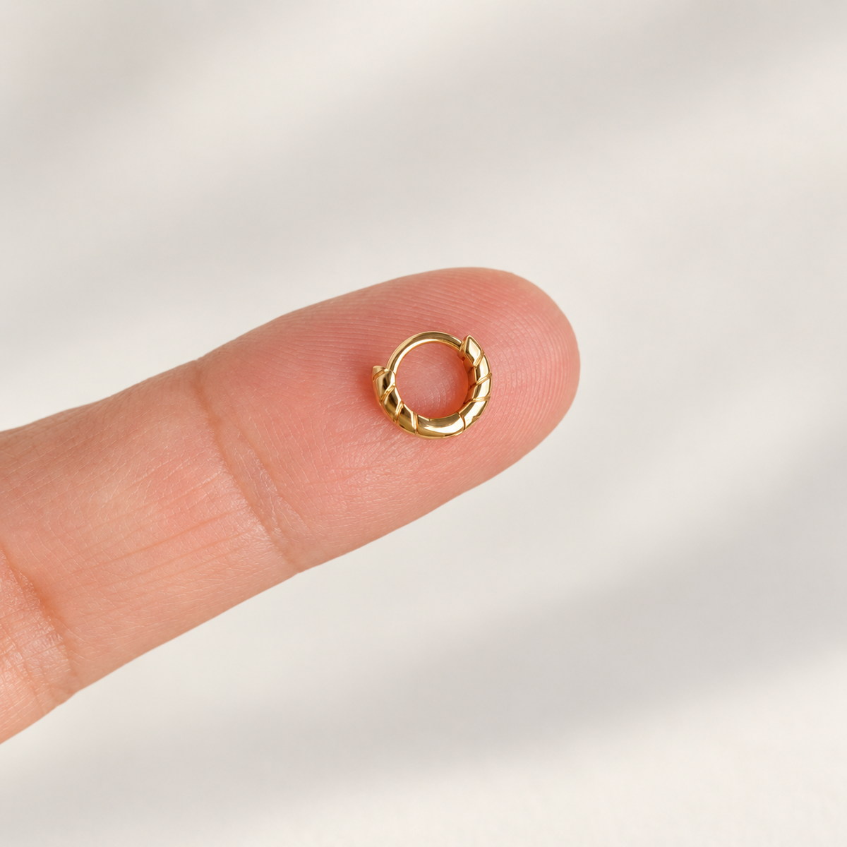 Mini Hoop Ring, 18G, 5mm, Gold, Single