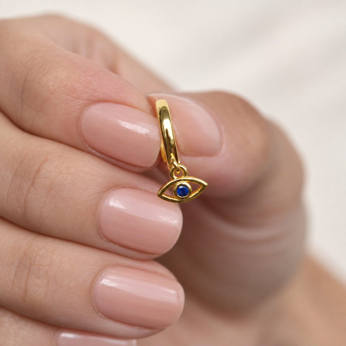 Eye Hoop Ring, 8mm, Gold or Silver, Single