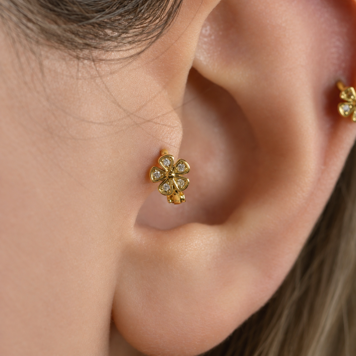 Gold Flower Cartilage Earring for Helix & Tragus, Single